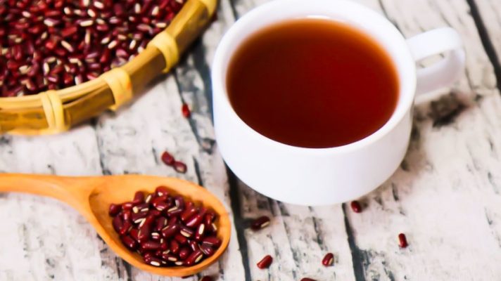 5-loai-nuoc-uong-giup-da-sang-min